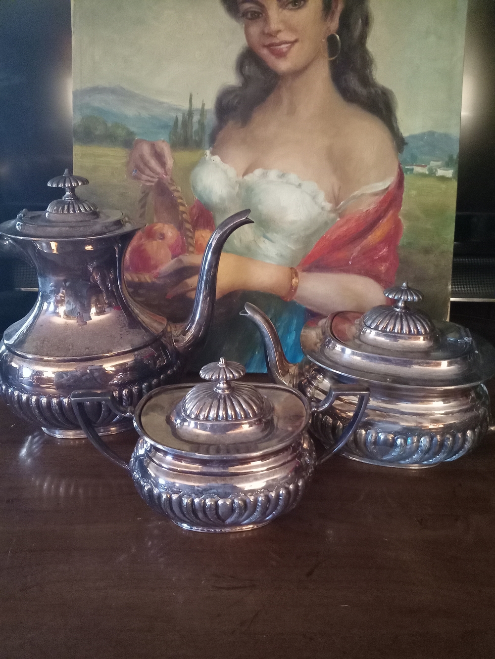 Vintage Wallace "Ornate Georgian" 3-Piece E.P.N.S. Tea Service
Price: $250.00